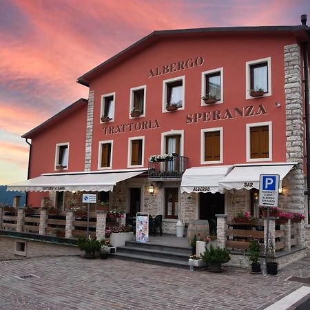 Albergo Trattoria Speranza Foza Exterior foto
